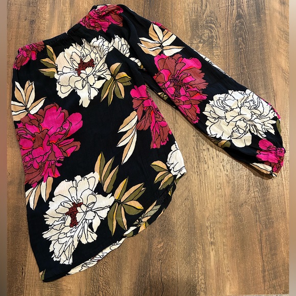 Billabong- Off the shoulder long sleeve top - Picture 1 of 3